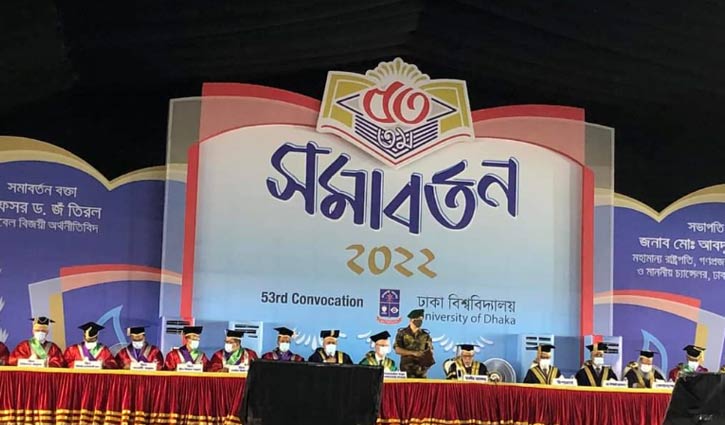 শিক্ষকদের সম্মানের জায়গাটা ক্রমেই সঙ্কুচিত হয়ে আসছে – রাষ্ট্রপতি