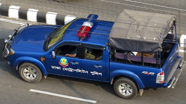 মন্ত্রীদের পুলিশ প্রটেকশন এসকর্ট প্রত্যাহার করেছে সরকার