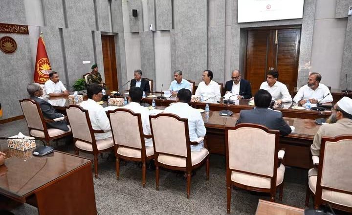 পরবর্তী অর্থবছর ১ এপ্রিল থেকে ৩১ মার্চ