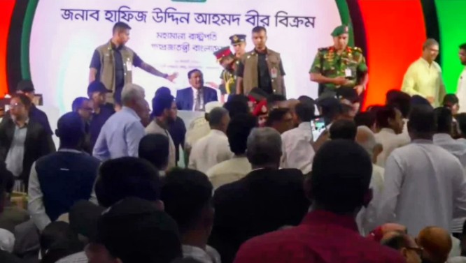 জুলাই তথ্যচিত্রকে ঘিরে বিতর্ক