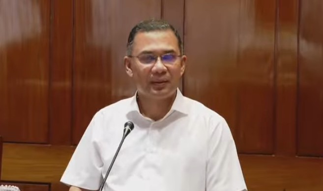 সংসদ ভবনে সরকারদলীয় সংসদ সদস্যদের সভা চলছে