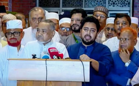 জনগণ অনিরাপত্তার মধ্যে রয়েছে এবং বিরোধী দলের ওপর দমন-পীড়ন চলছে
