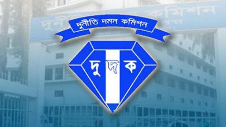 দুদকের নতুন মহাপরিচালক নাজমুল আলম।