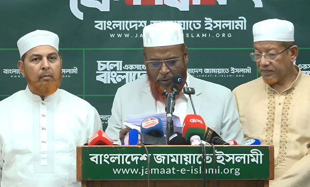 নির্বাচন কমিশন স্বাধীন ভাবে কাজ করতে পারছে না